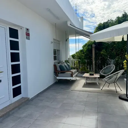 Casa Alba De 3 Y Terraza Vakantiehuis